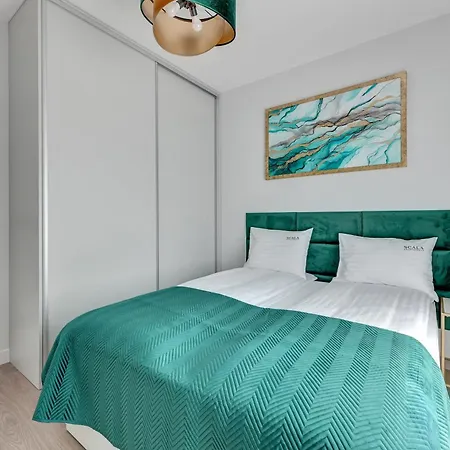 Scala Center & By Lion Apartment *